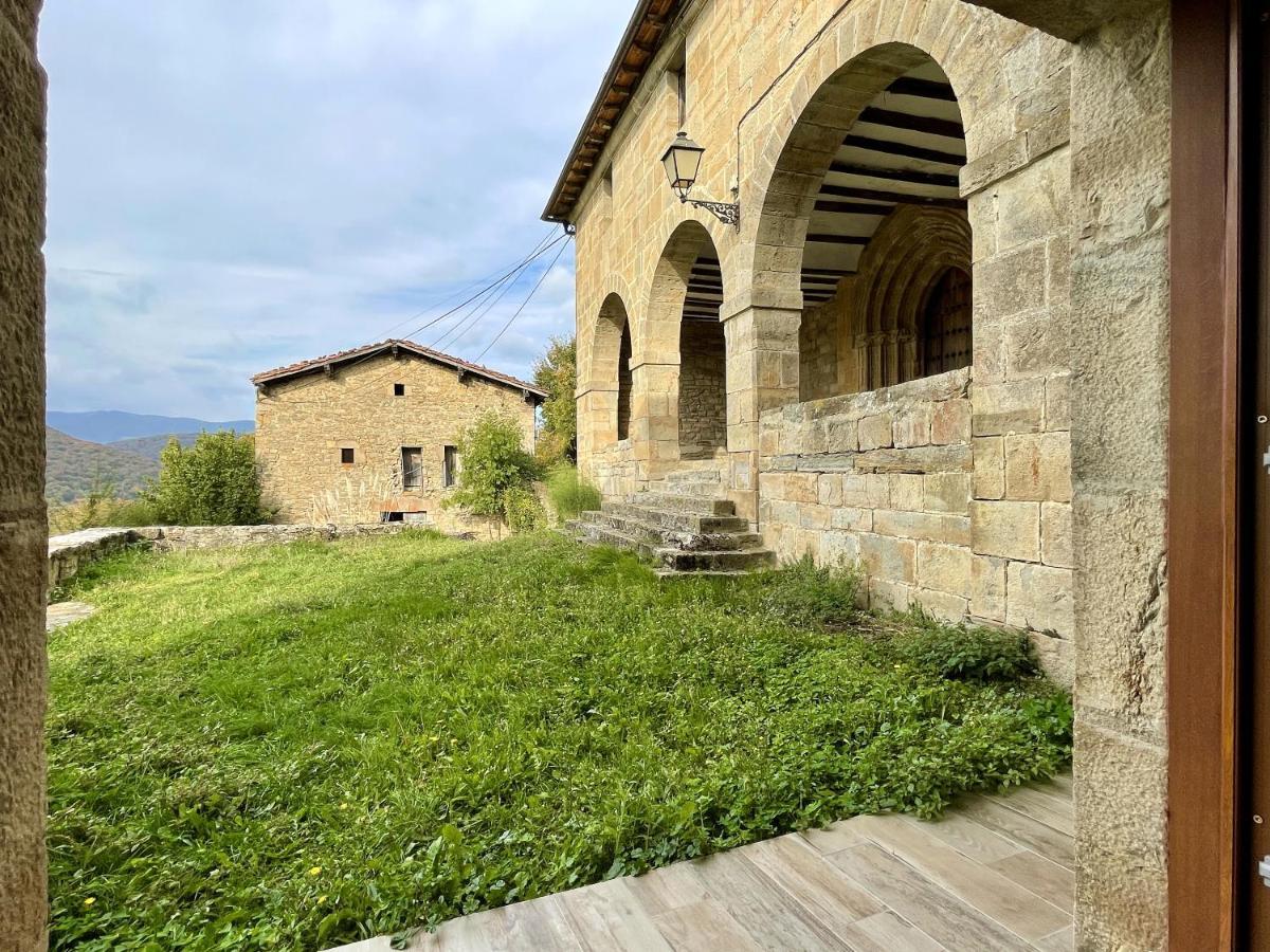 Palacio De Aralar Familias Oskotz Εξωτερικό φωτογραφία